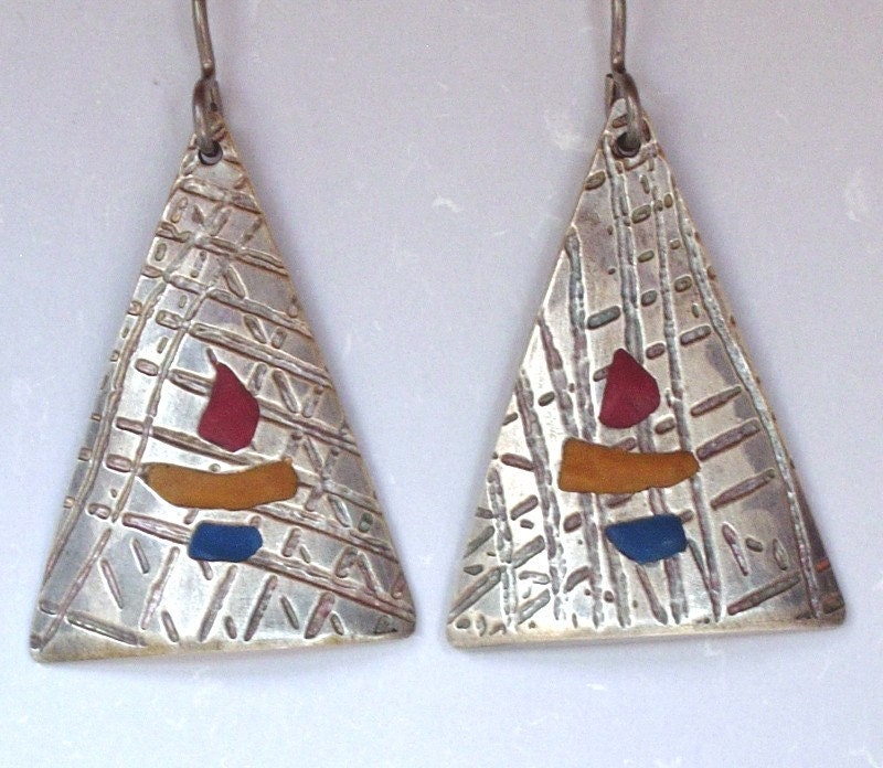 PRICE REDUCED FROM 75.00 Silver Pyramid Shaped Earrings With Polymer Accents
