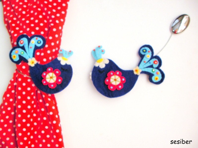 Curtain Holders- Curtain Tie Backs Magnet  With Felt Folk Art Blue Birds