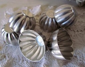 Vintage Jello Molds or Tart Tins flutted and Scalloped Set of 6