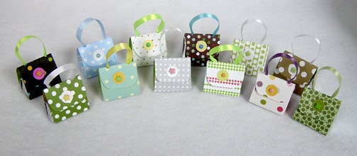 Set of 12 Polka Dot Purse Party Favors with Hershey Nugget Candy