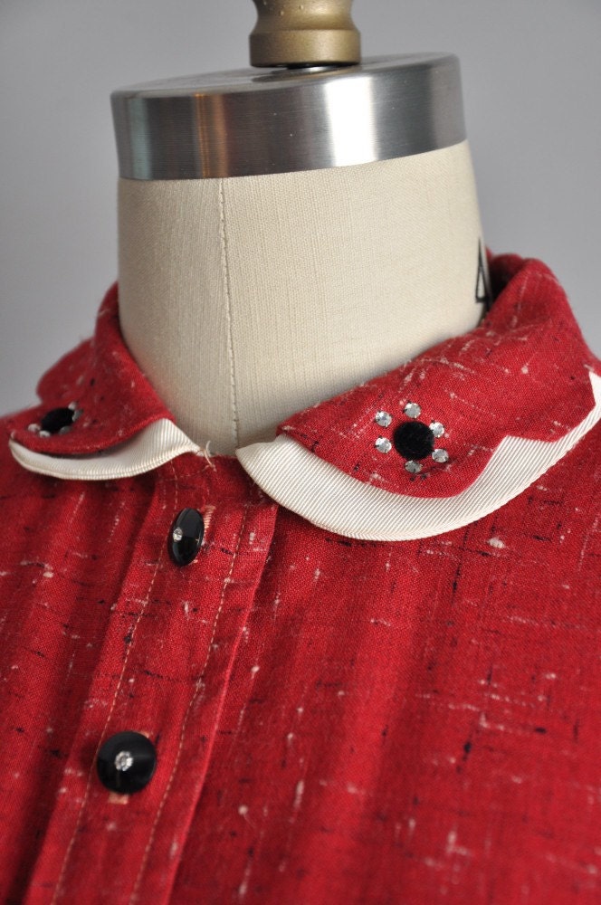 24hr 20% SHOP SALE..//.. vintage rare 1950s sassy red Bombshell Beauty full skirt dress