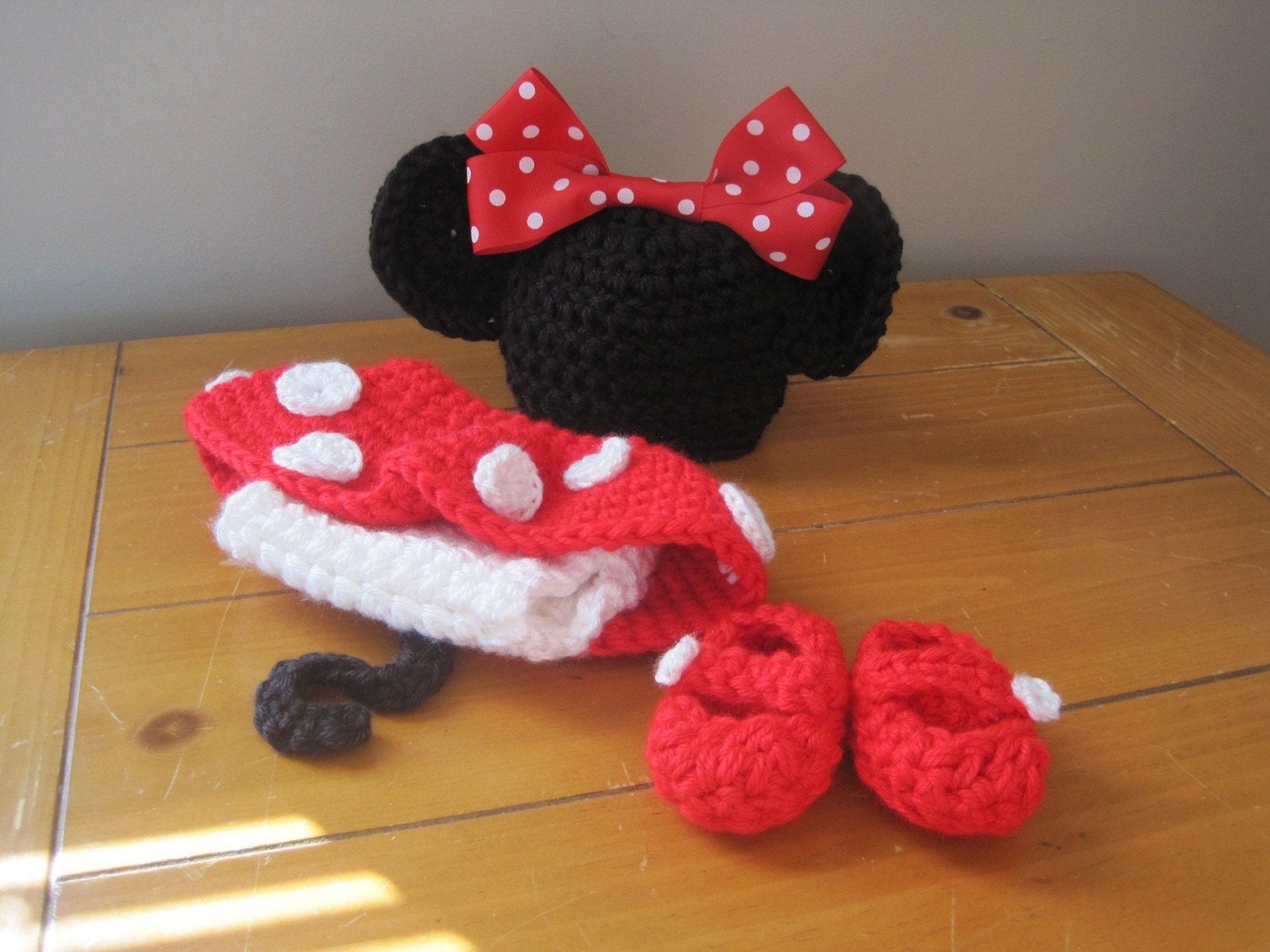 Minnie Mouse hat with Red Bow Diaper Cover and Shoes Great for costume or photo prop