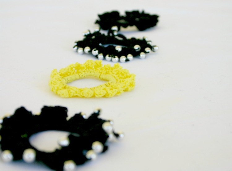 Crocheted hair ties black yellow 2 regular 2 beaded small silver beads scrunchies accessories elastic girl