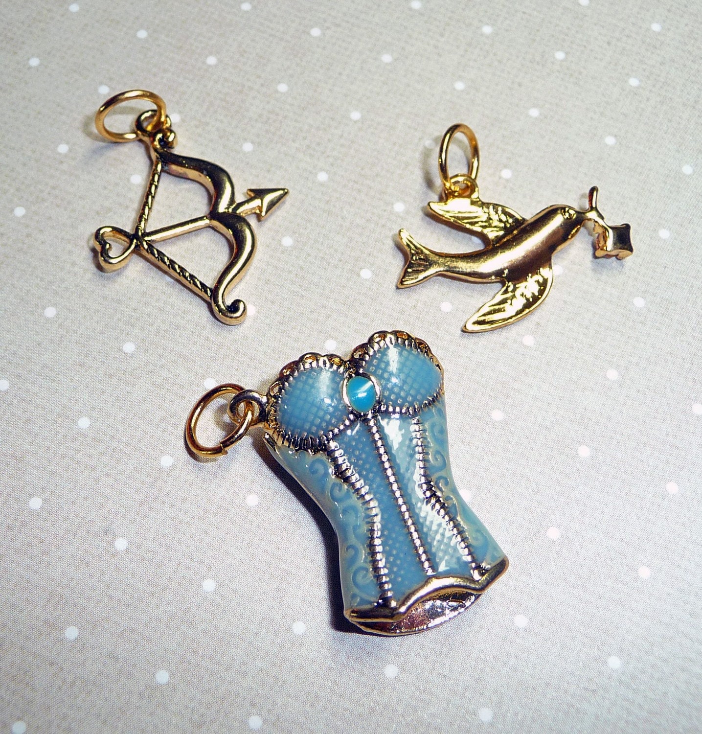 Bustier and Misc Charms -193M