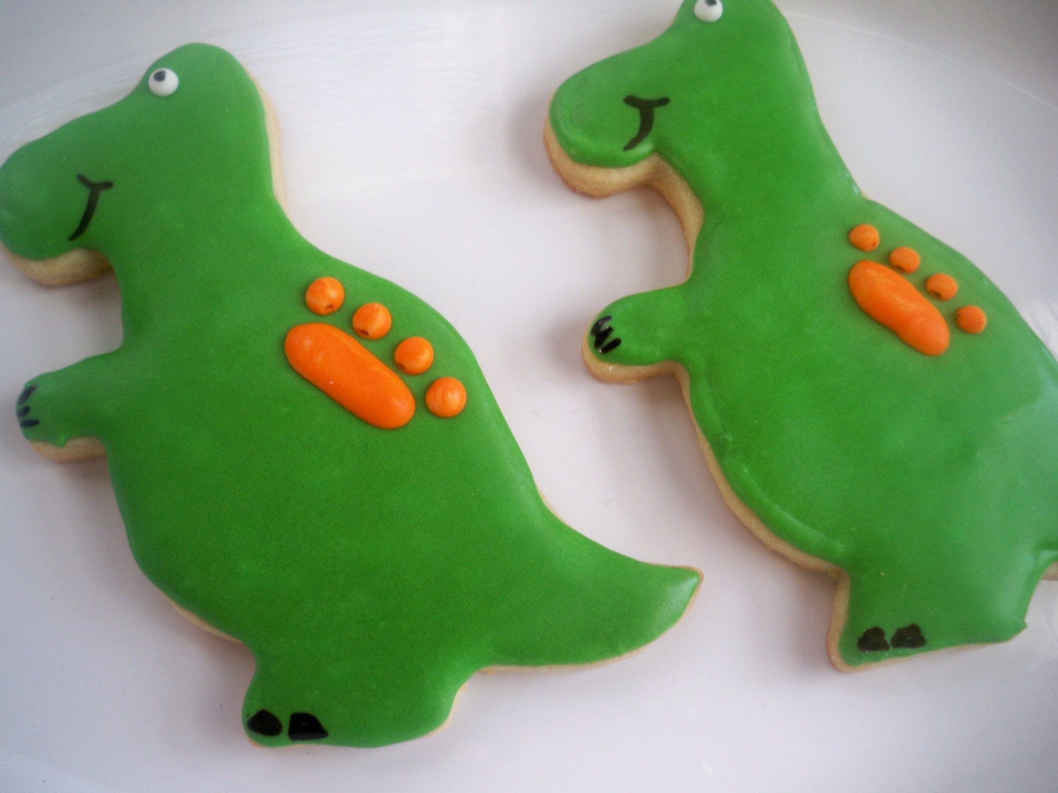 DINOSAUR cookie favors, Dinosaur Party Favors, Dinosaur sugar cookies-one dozen