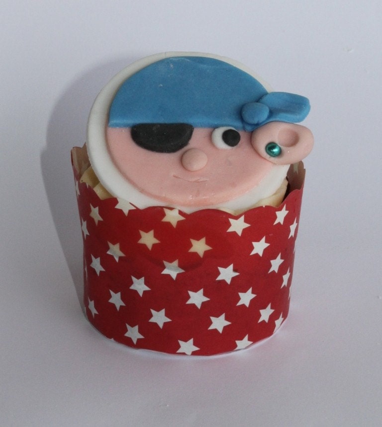 24 EDIBLE FONDANT SUGAR PIRATE CAKE TOPPERS