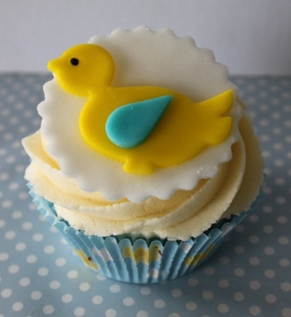 12 EDIBLE FONDANT SUGAR BIRDIE CAKE TOPPERS YOUR CHOICE OF COLOURS