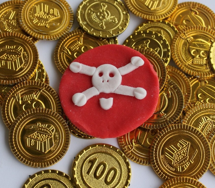 24 EDIBLE FONDANT SUGAR PIRATE PARTY SET CAKE TOPPERS
