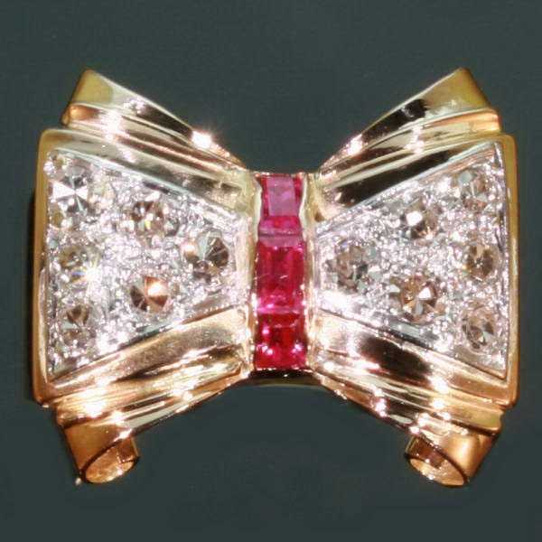 Retro Diamonds Rubies & Rose Gold Ring 1940s