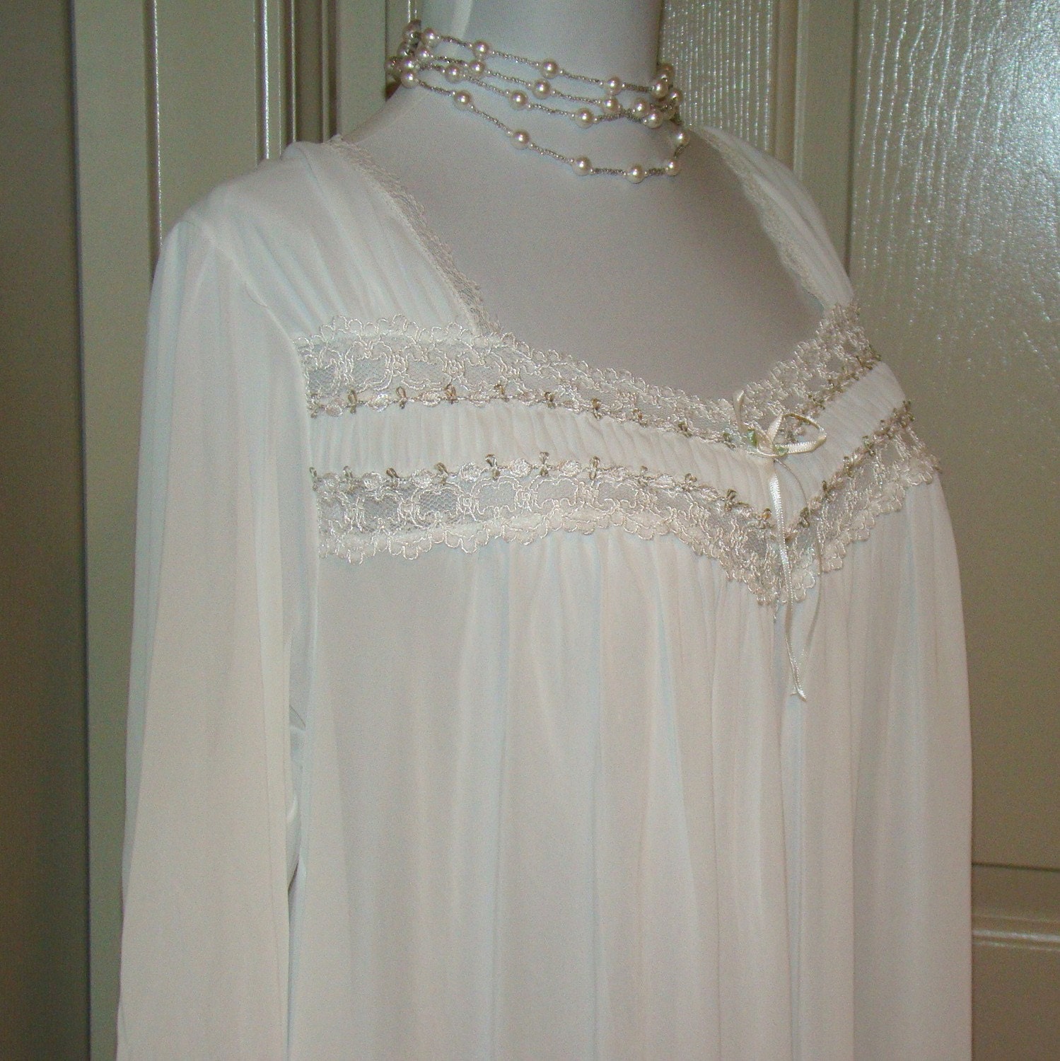 miss elaine long night gowns