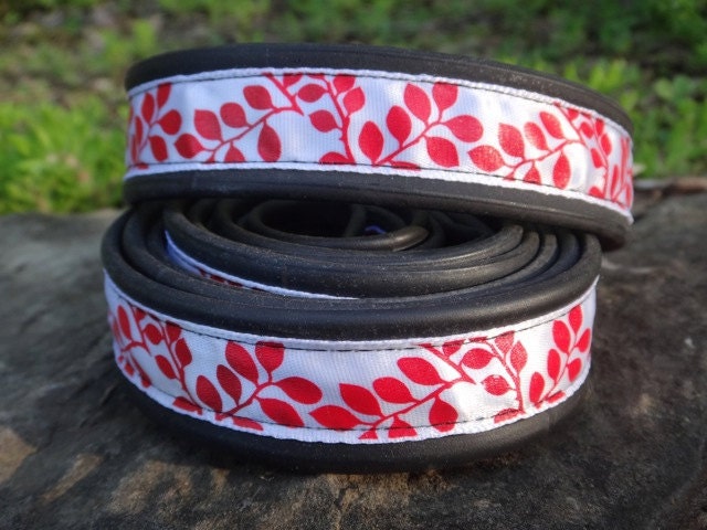 Dog Leash - Recycled Tire Tube