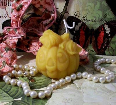 3 Beeswax Little  Happy Pumpkins