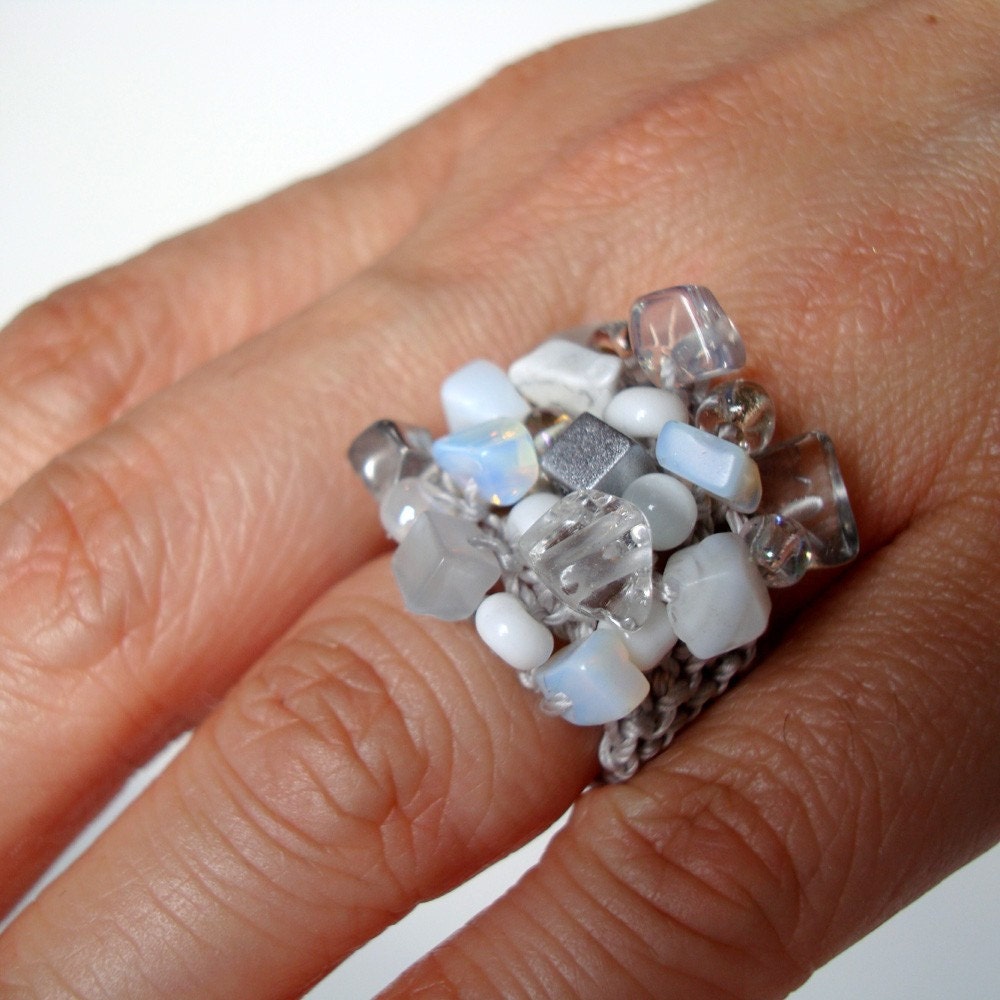 Moonstone White Silver Beaded Cluster Cocktail Ring Soft Fiber Knit Howlite Stone Big Funky Chunky Ring