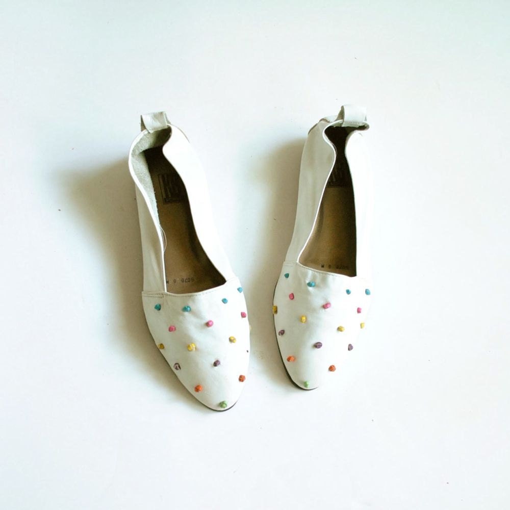 Polka Dot Shoes Sz 8 // White Flats // KNOT AGAIN
