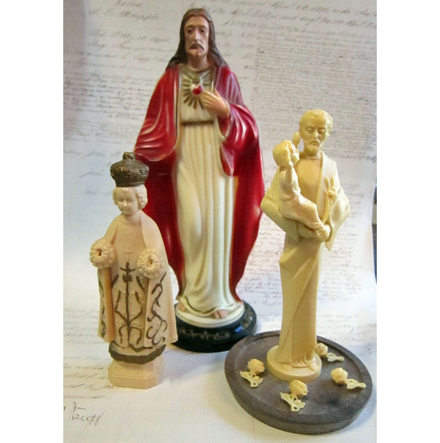 miniature jesus statue