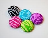 Animal Print Fabric Covered Buttons - handmade sewing buttons - 1 inch w/ shank - 5pcs - Additional sizes available