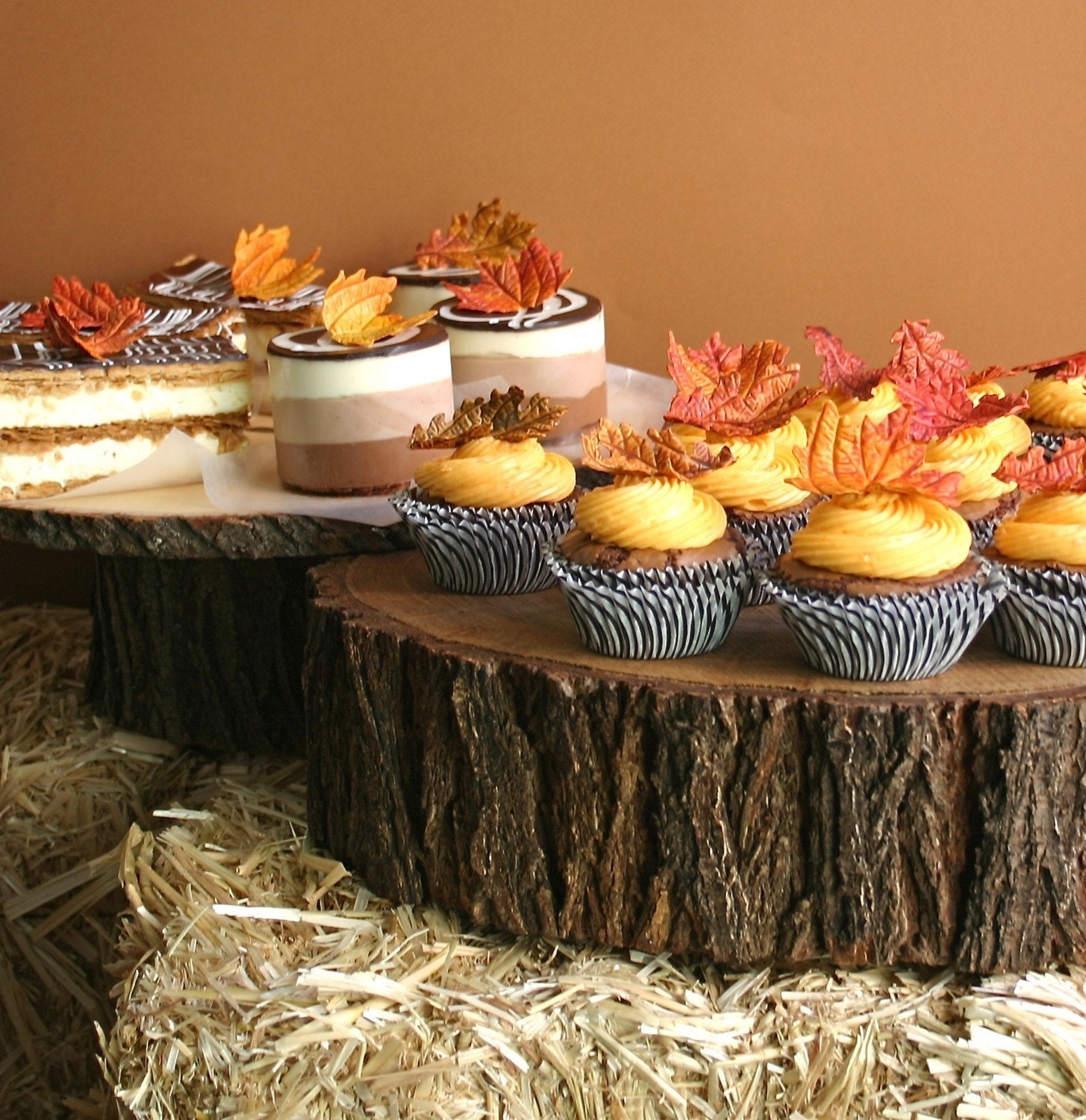 11 x 15 Rustic wood Cake Stand