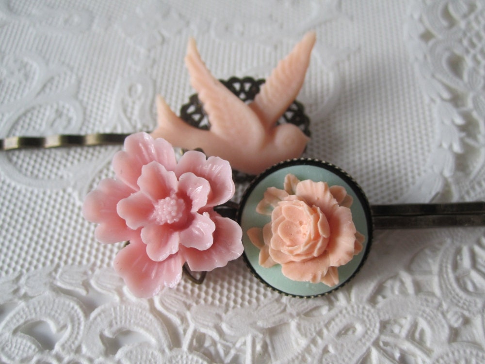 Peach Peony Bobby Pins Flower Bobby Pins Floral Hair Pins Vintage Style Hair Accessories Bridesmaid Gift Wedding Vintage Style Jewelry Sale