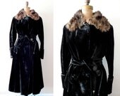 vintage velvet coat : early 1900s black velvet edwardian fur coat