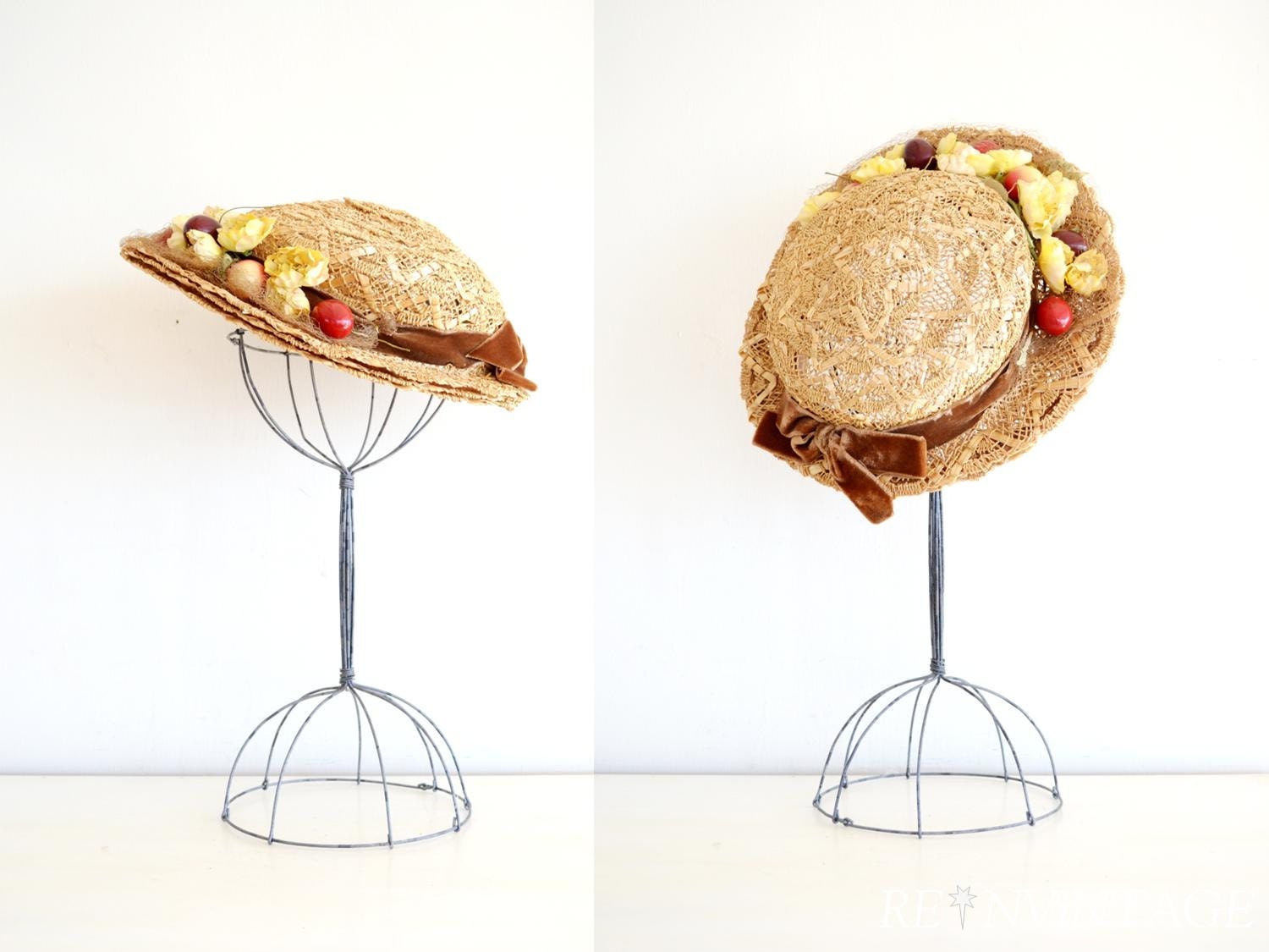 vintage 1940s hat - 40s tilt hat / straw fruit floral bow