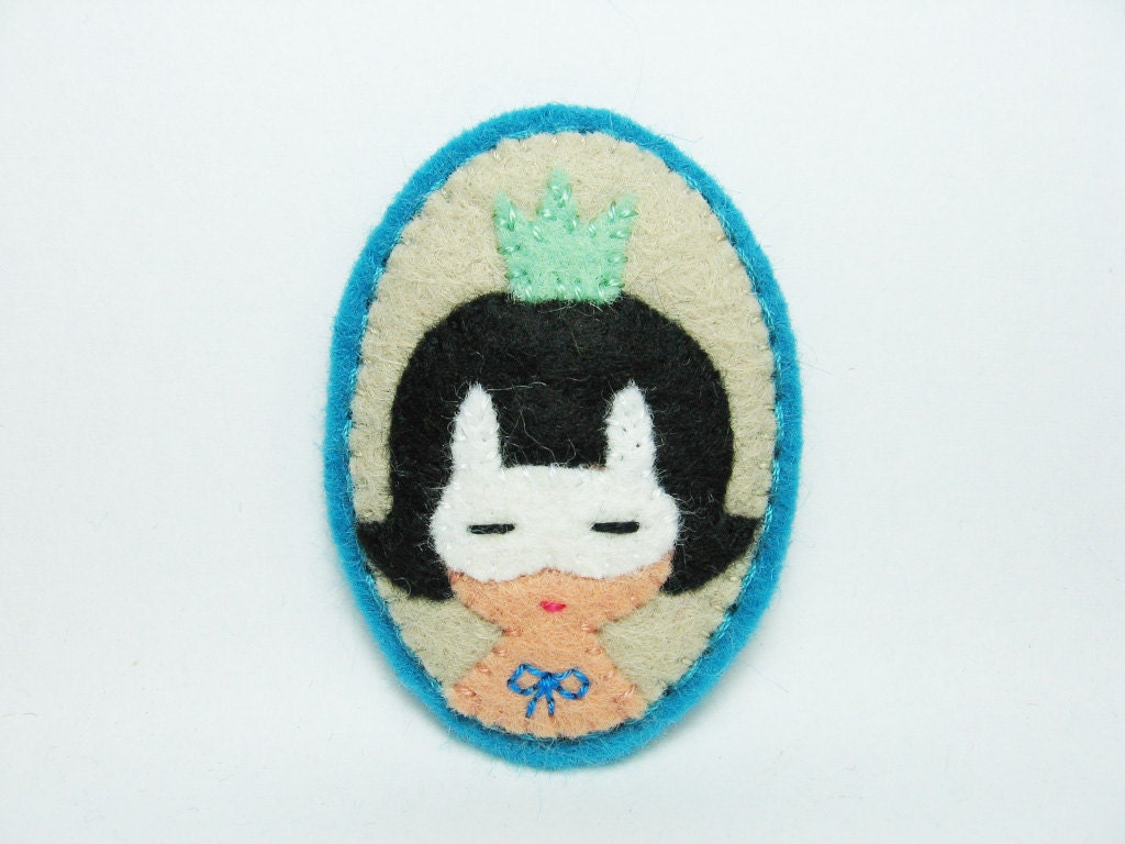 Carnival Princess - rabbit disguise - felt pin
