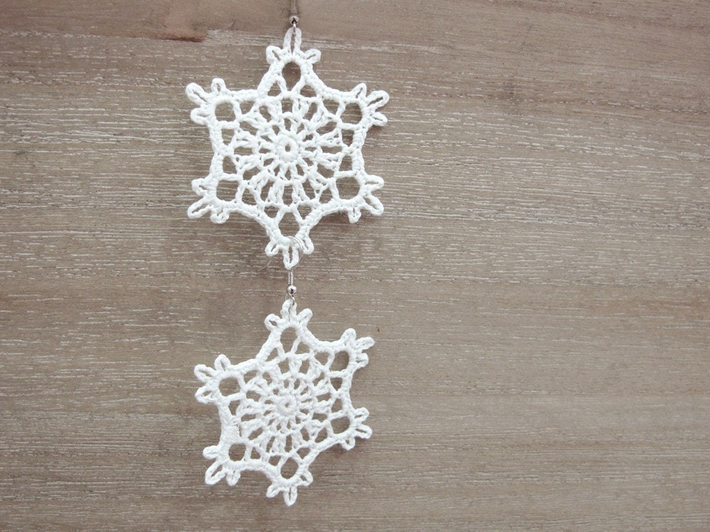 Crochet lace white snowflakes earrings - katrinshine
