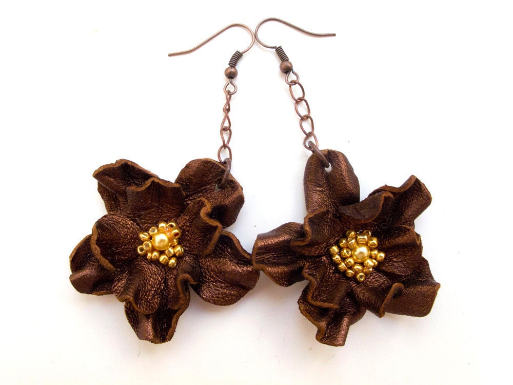 Bronze leather flower Earrings - katrinshine