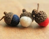 Patriotic RED WHITE & BLUE Wool Felted Acorns set of 12