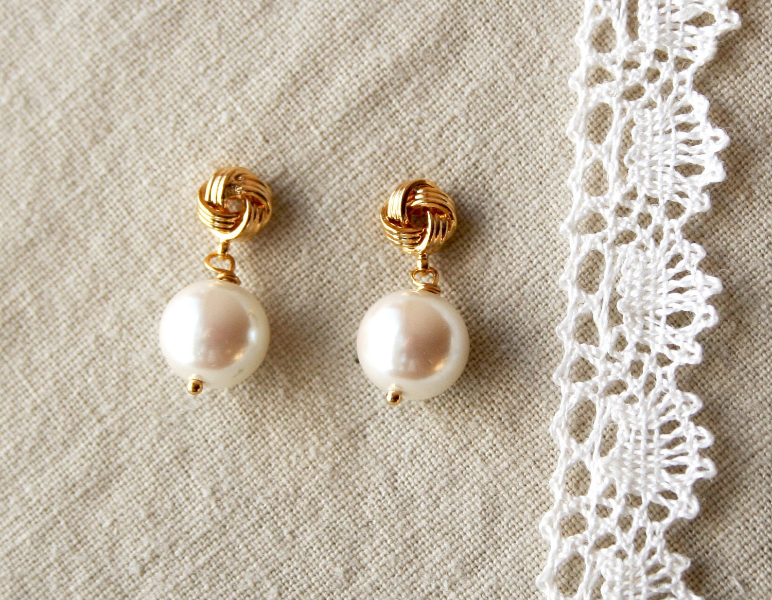 Vintage Pearl Earrings, Bridal Jewelry, Pearl Post Earrings