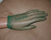 Vintage Wrist length Hunter-Green Fishnet Gloves