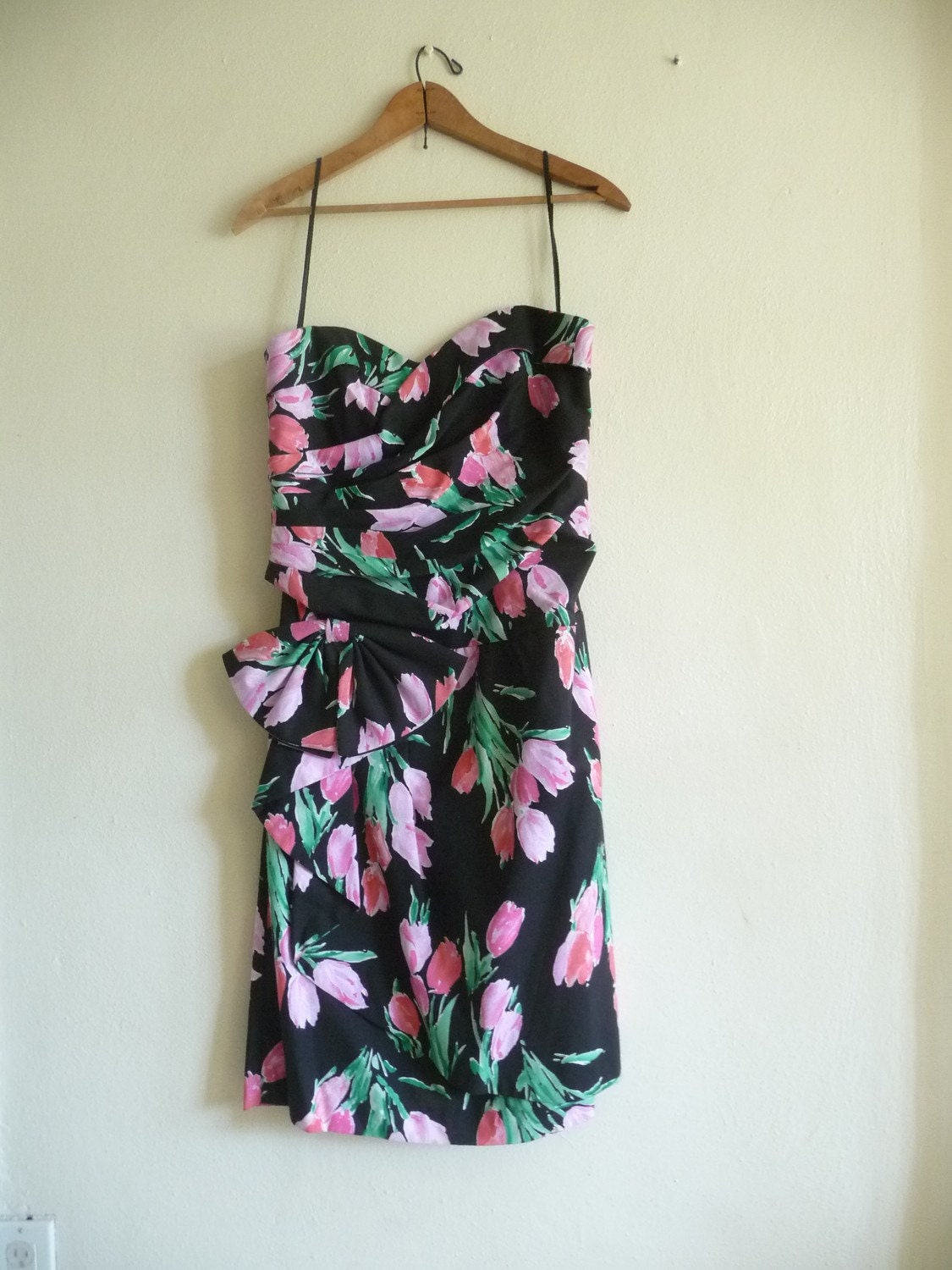 floral print dress, spring pink tulips