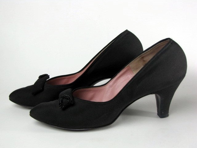 Vintage 1950s Black Rayon Fabric Leather Heels