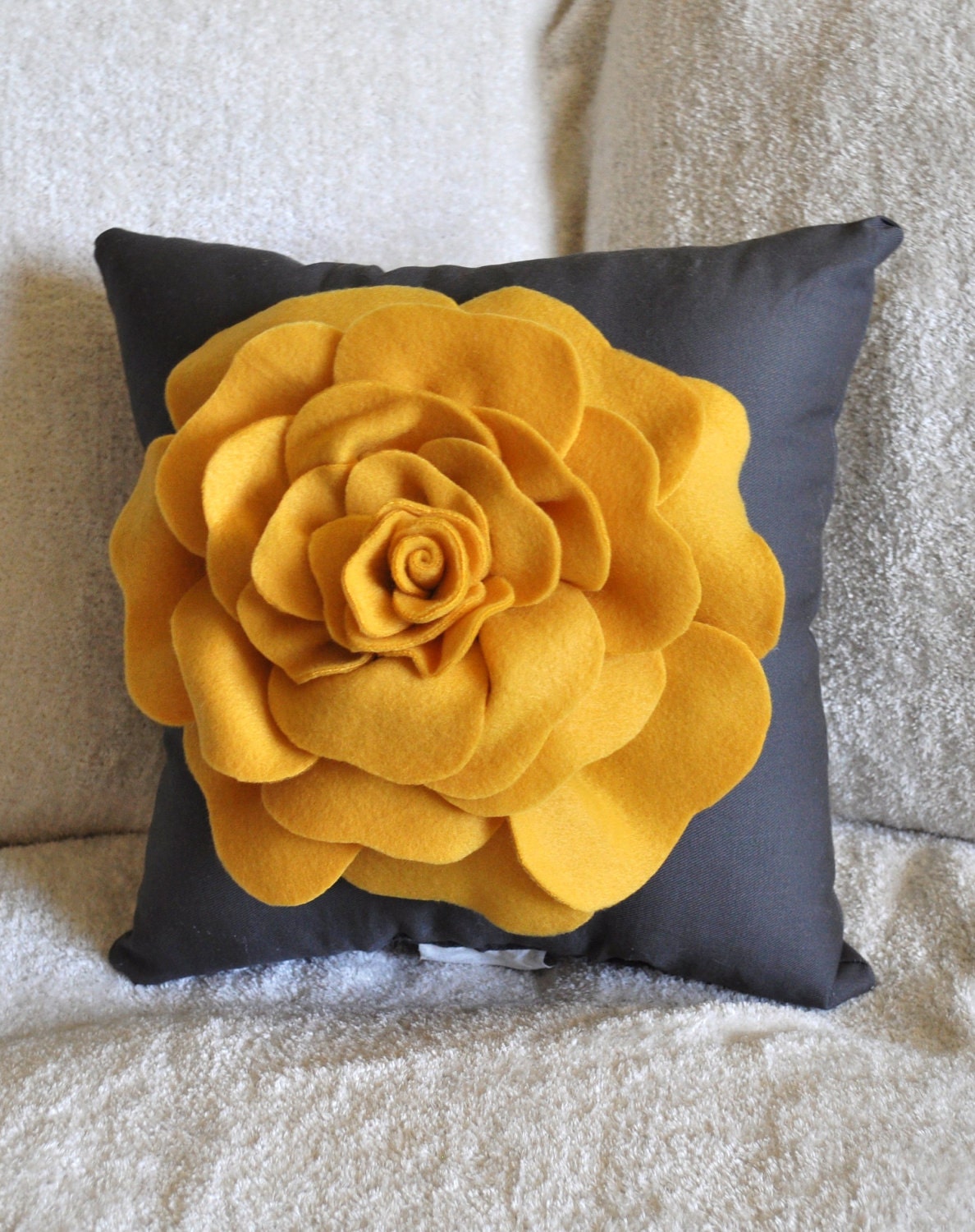 Flower Pillow PDF Felt Rose with BONUS Pillow PDF Pattern Tutorial Accent Pillow e-book