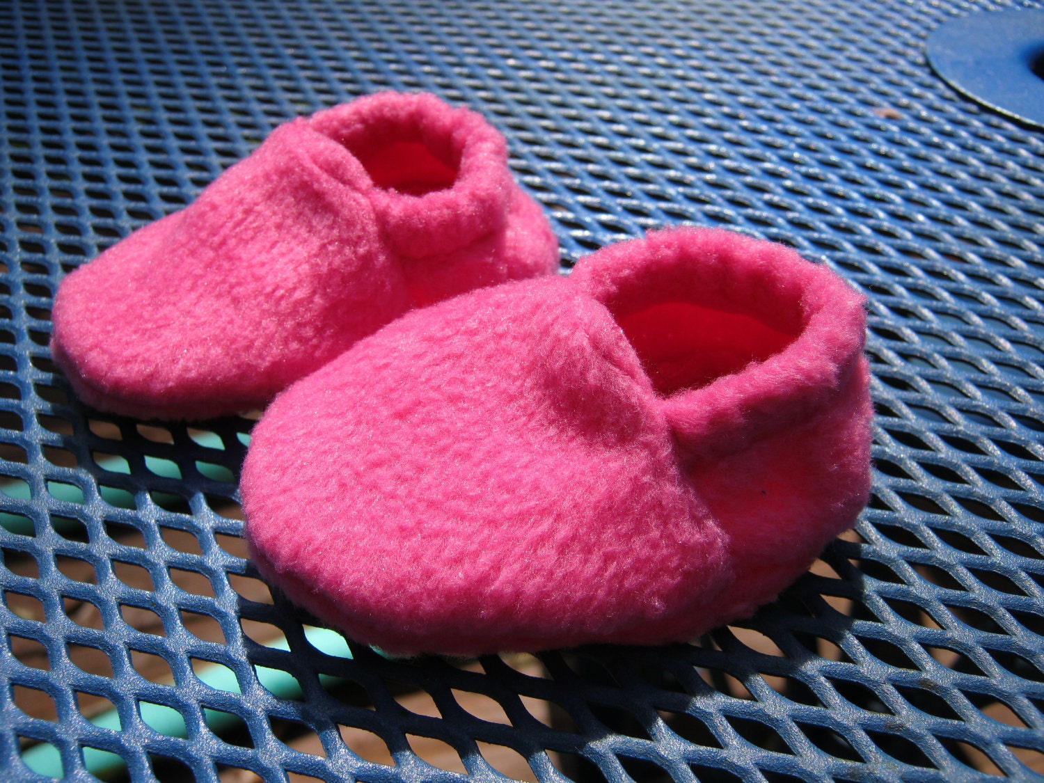 Fleece Doll Shoes, Pink house shoes for 18 inch doll