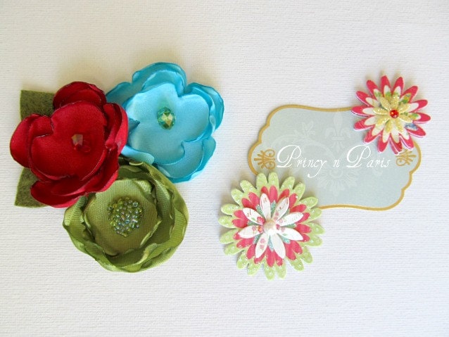 Not your ordinary primary, mini flower clips