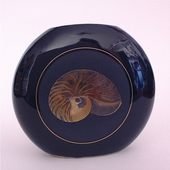 Vintage Otagiri Nautilus Pillow Vase