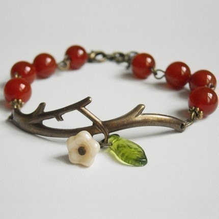 Branch Bracelet - Agate gemstone  -Brass Twig, Twig bracelet, Elegant , Vintage Style, Free Shipping, Gift,