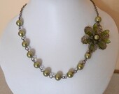 Elegance Green pearl necklace - Green Flower necklace, pearls necklace, wedding necklace, Free Shipping, gift Brass flower, brass chain