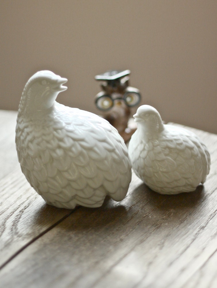 vintage pair white ceramic quail figurines Homco by TheGinghamOwl