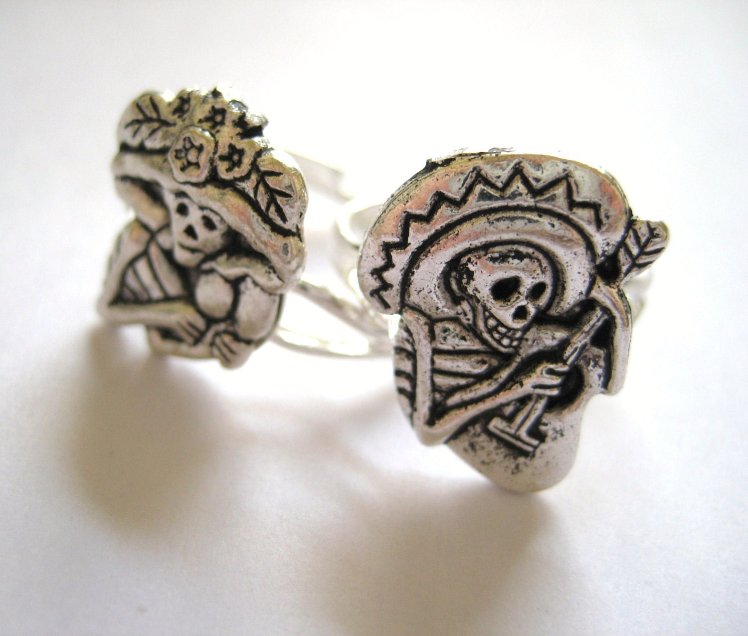 Mexican Sugar Skull Jewelry - Silver Two Finger Rings Day of the Dead