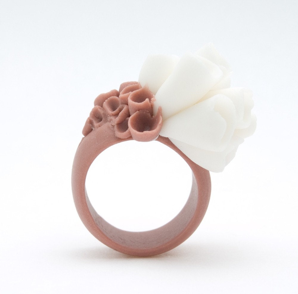 Napa Valley Porcelain Coral Brown Ring Free Worldwide shipping and Gift Wrapping