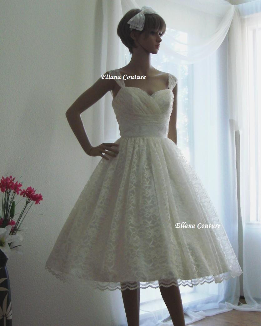 Iris - Retro Style Bridal Gown. Ivory Lace Tea Length Wedding Dress. Vintage Look.