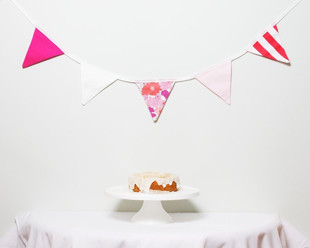 Good Will Bunting Happiness