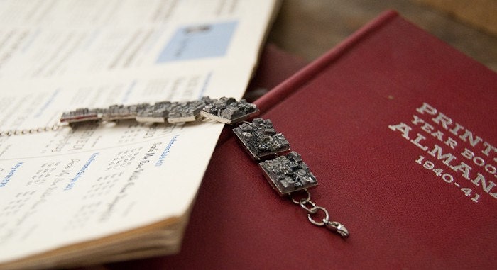 Letterpress Type 7 link bracelet