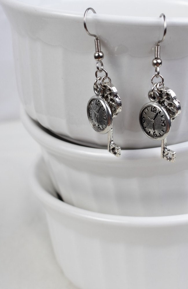 Key Clock Earrings Alice in Wonderland Inspired Steampunk in Silver