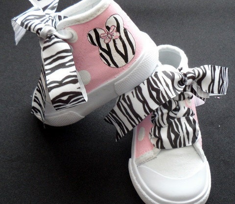 Minnie Mouse LT Pink High Top Zebra Shoes