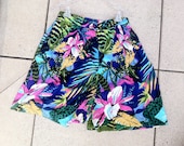 SALE 90s Floral High Waist Shorts Medium 11/12