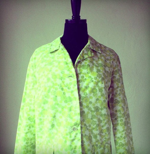 PRICE REDUCED -- Vintage womens, green and yellow 60s floral jacket, Small or Medium
