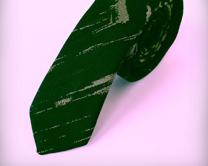 Black skinny 80s necktie, Doneagle