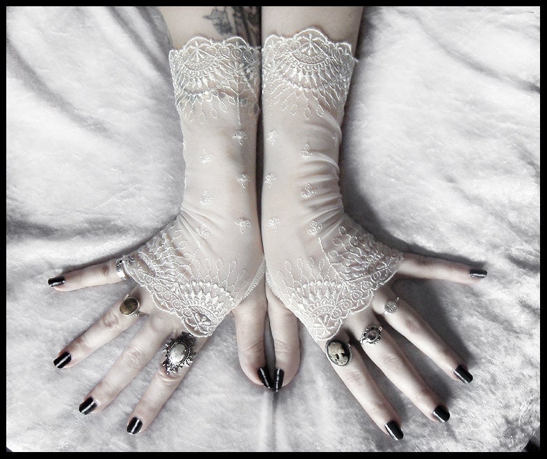 Katriane Long Lace Fingerless Gloves - Pale Ivory Embroidered Damask - Gothic Vampire Wedding Fetish Tribal Bellydance Burlesque Goth Bridal